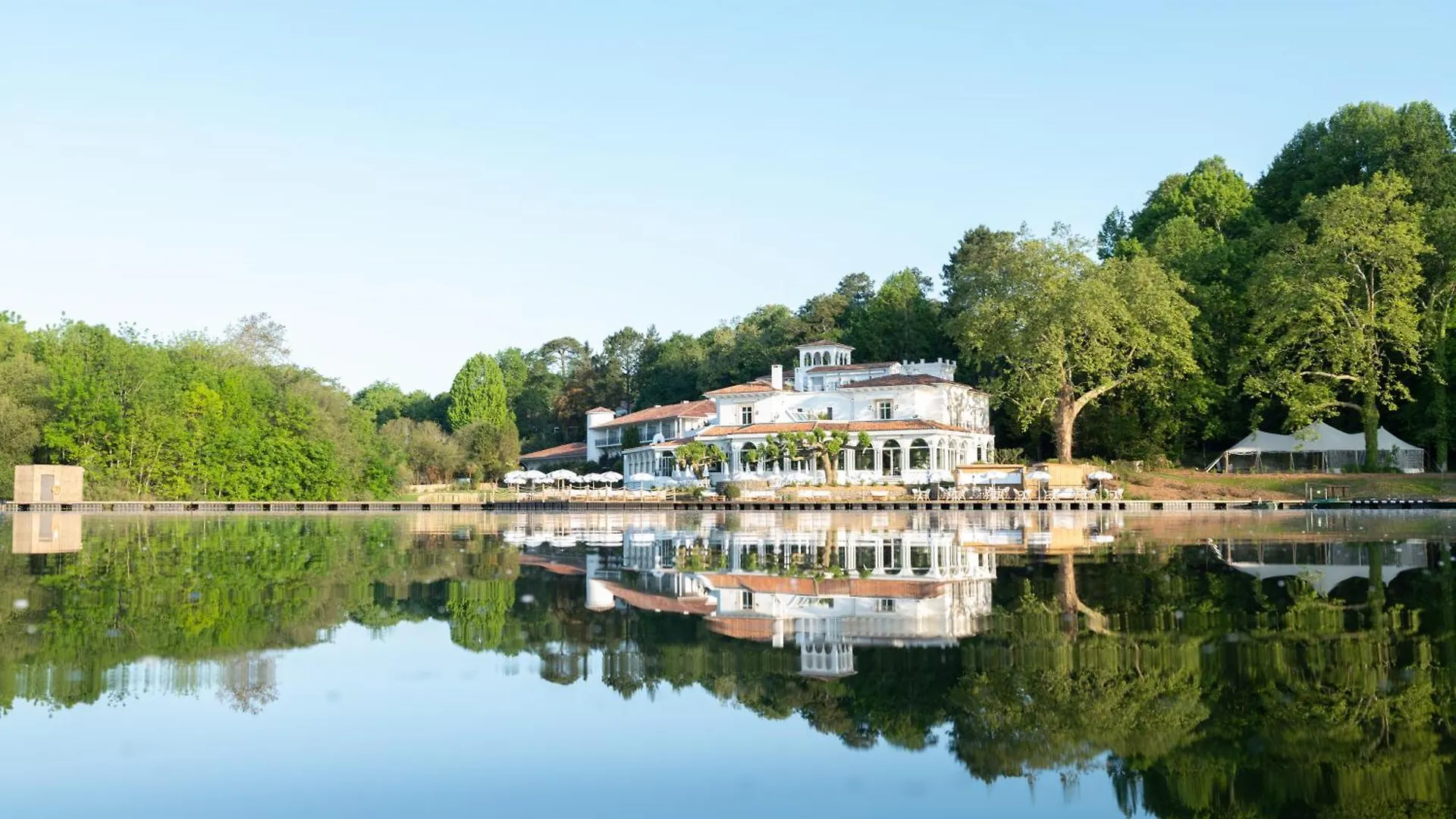 Brindos, Lac & Chateau - Relais & Chateaux - Anglet Biarritz location